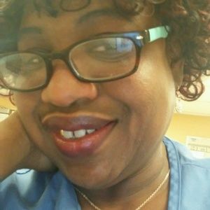 Meet your Posher, Clarissa